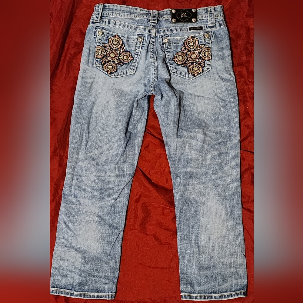 Miss Me Jeans sz. 27.  Waist  32.    CLB - Picture 2 of 9